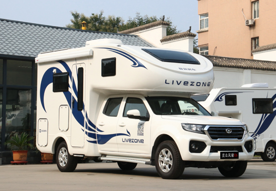 選這輛房車，只為更多山花爛漫