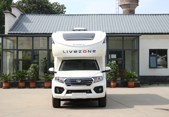 四驅強者，這幾款房車無畏崎嶇