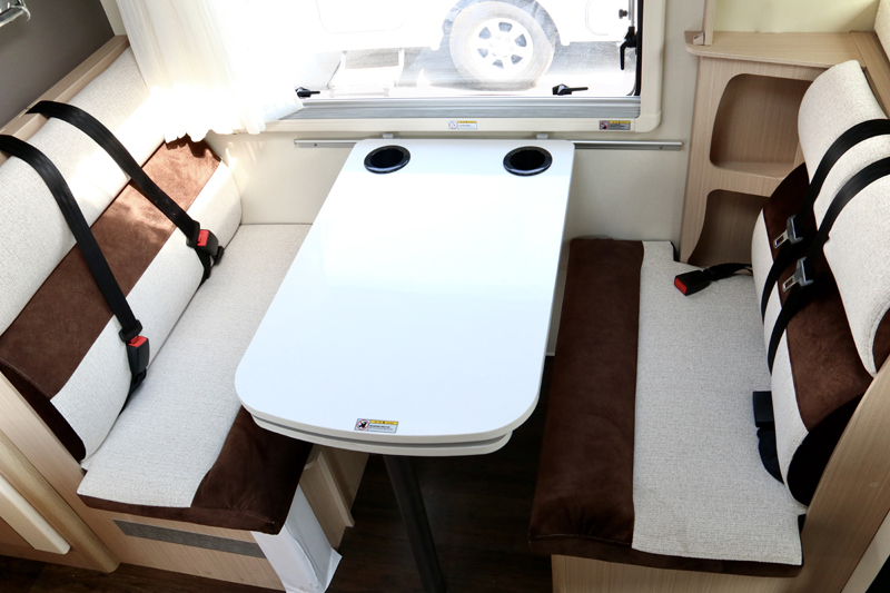 買房車為什么買四驅房車？都有哪些款式可選