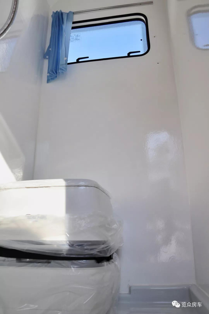 房車還就要選汽油、四驅、兩米大床