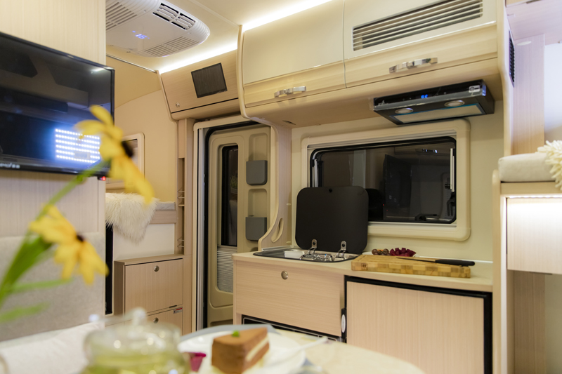 不僅僅動力好,還有上下鋪的房車 不僅僅動力好,還有上下鋪的房車