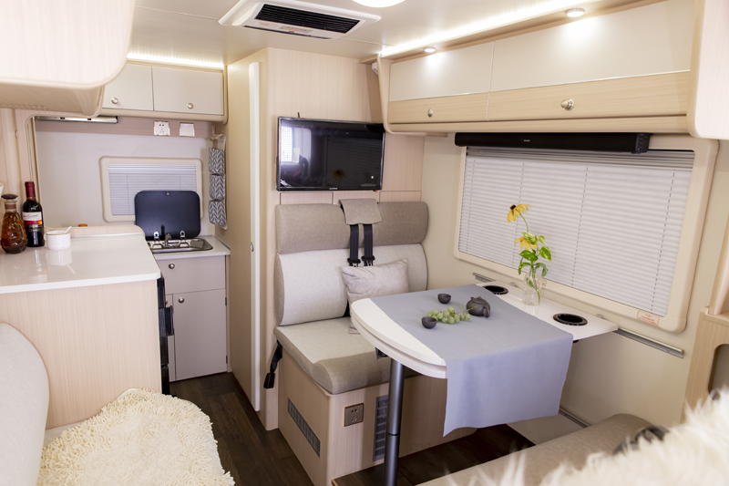 一家四口出行還是四驅的房車選擇 一家四口出行還是四驅的房車選擇