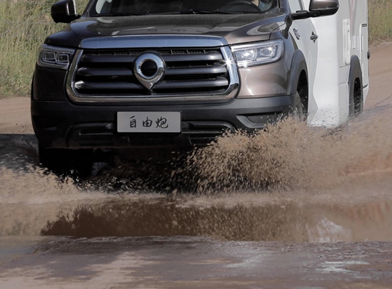 舉國(guó)歡慶，房車出行您一定要注意