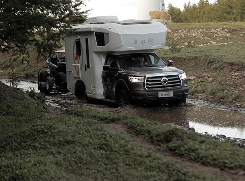 舉國(guó)歡慶，房車出行您一定要注意