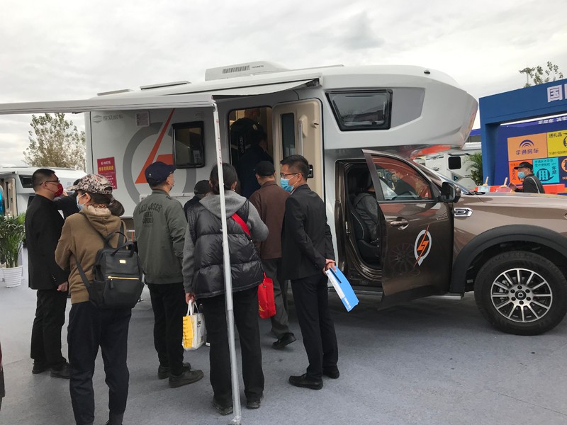 炮營(yíng)集合，連看自由炮房車