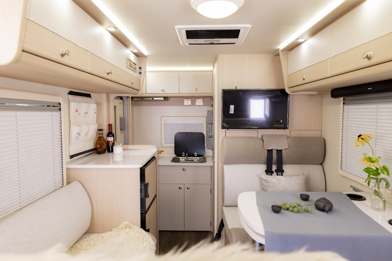 四驅(qū)房車輕松帶你遇見更大的世界 四驅(qū)房車輕松帶你遇見更大的世界