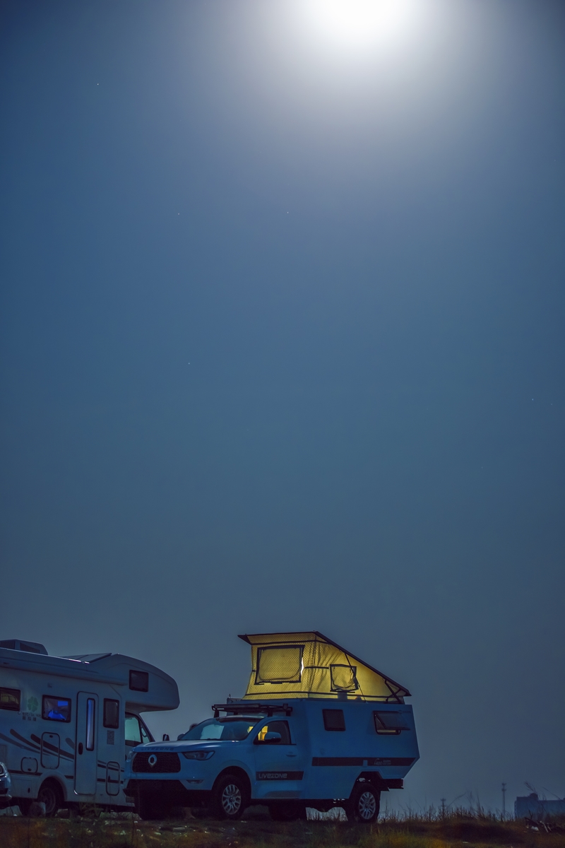 房車生活記 上 月半小夜曲 房車生活記 上 月半小夜曲