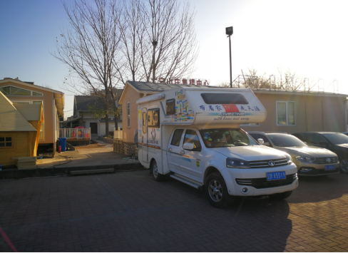 你沒看錯，歡迎來到2012年的房車世界！