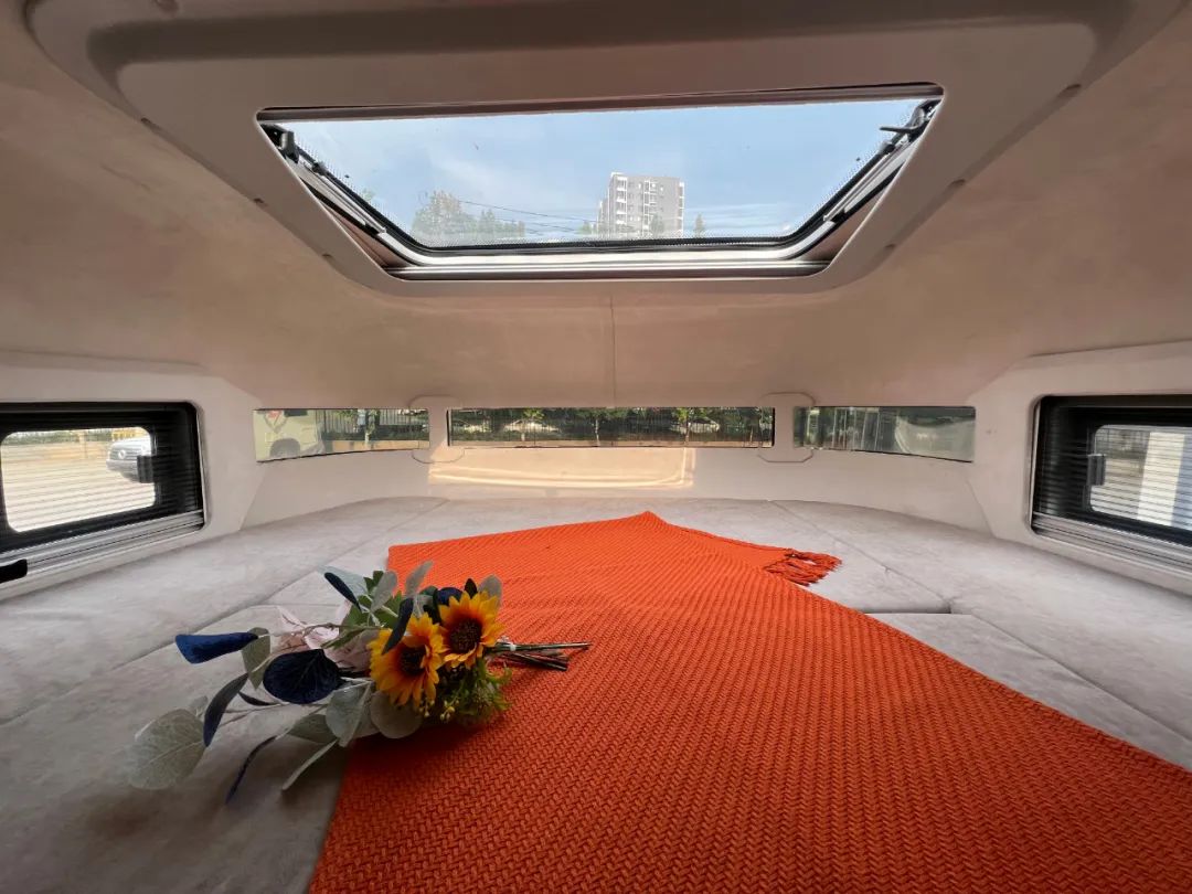 來(lái)福房車_雙拓大空間_超高性價(jià)比 來(lái)福房車_雙拓大空間_超高性價(jià)比