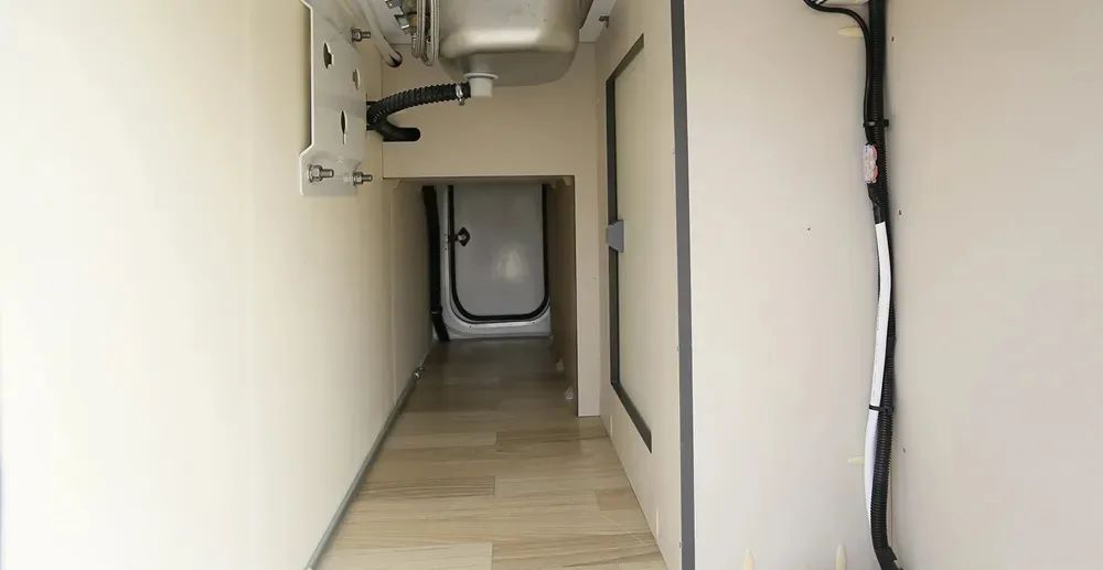 出門(mén)旅行行李太多沒(méi)地方放？這輛可以完美解決